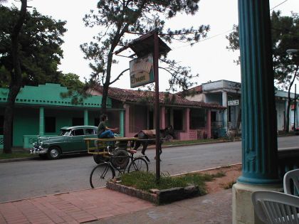 800px-VinalesCubaTransport